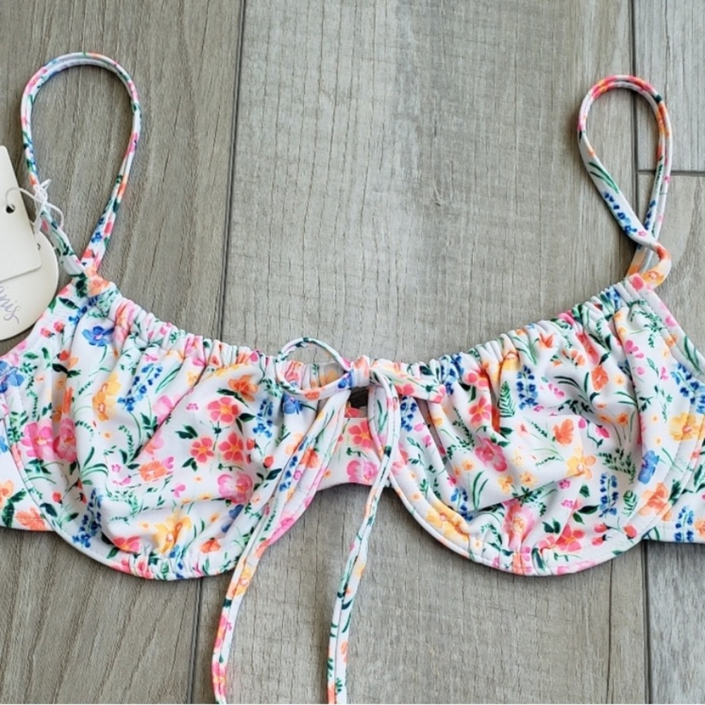 Kulani Kinis Floral Bikini Top